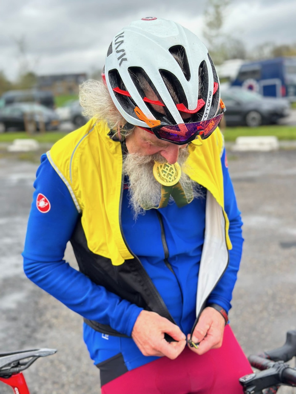 Cyklodědek v cíli L-B-L Challenge 2023